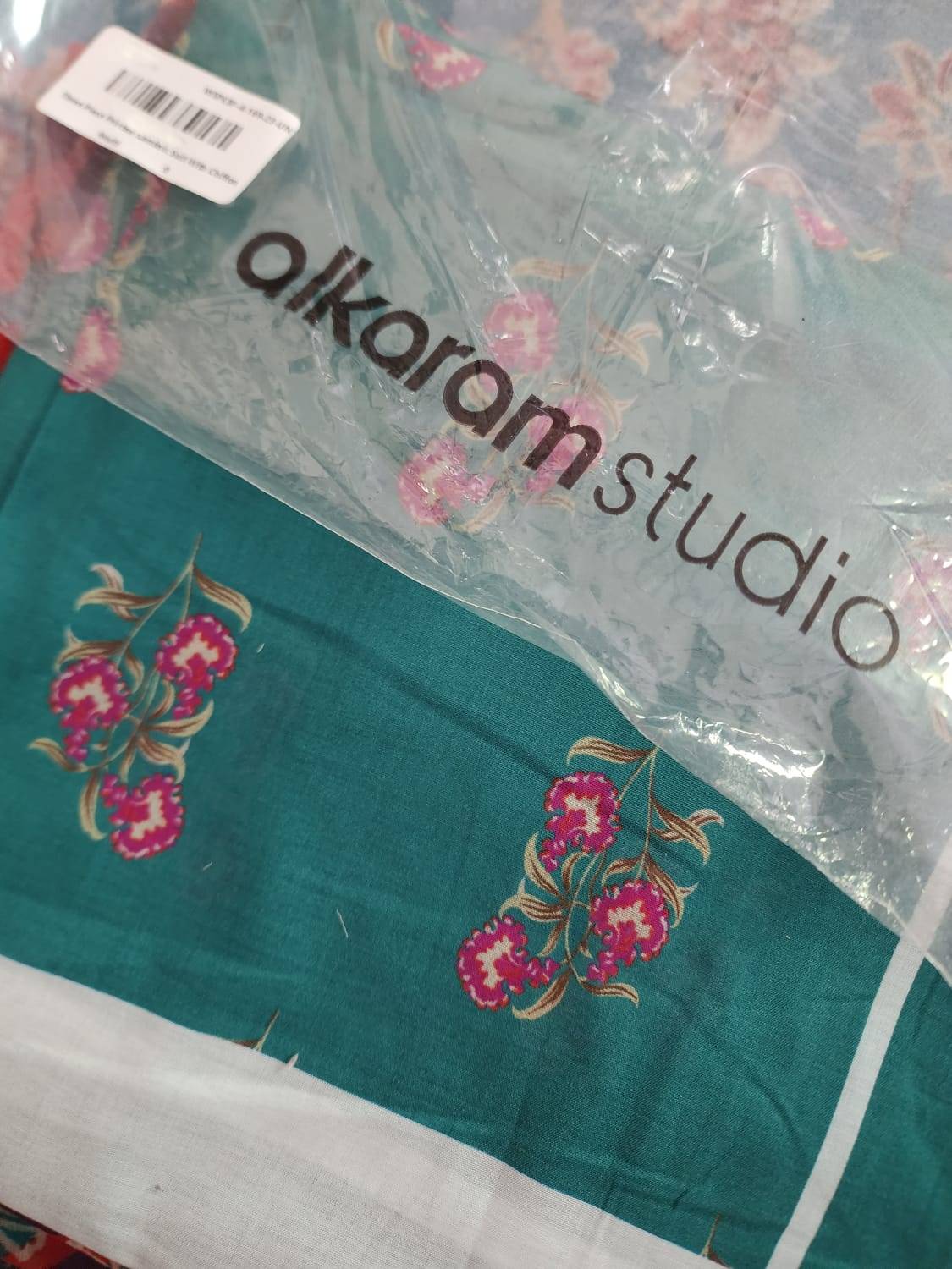 Alkaram 3 Piece Printed Lawn Suit with Chiffon